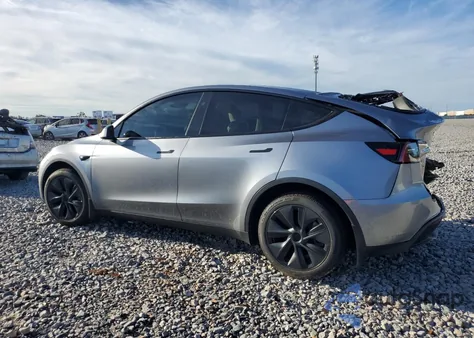 2024 Tesla Model Y из США, поврежденный, VIN 7SAYGDEE3RA313892